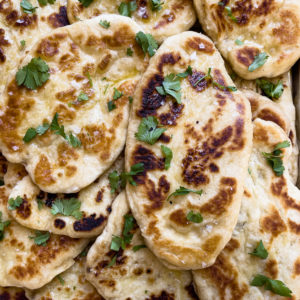 butter garlic naan